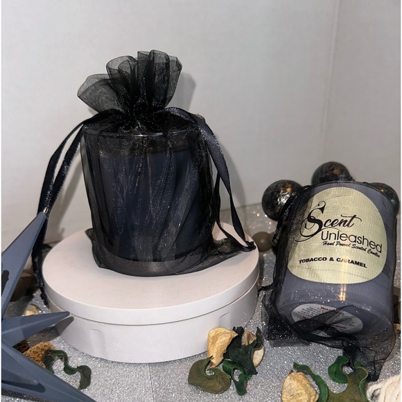 *NEW* TOBACCO CARAMEL. SCENT UNLEASHED LUXURY HAND POURED SCENTED CANDLES! - Picture 8 of 8